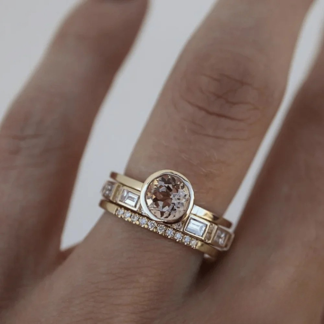 Elegant Indlagt Krystal Guld Ring